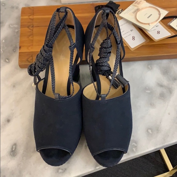 Michael Kors suede wedge size 9 - Picture 2 of 5